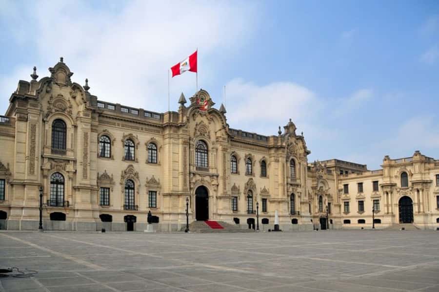 Lima: Private Custom Walking Tour With A Local Guide - Why Lima Feels Big, and This Tour Helps You Get Your Bearings
