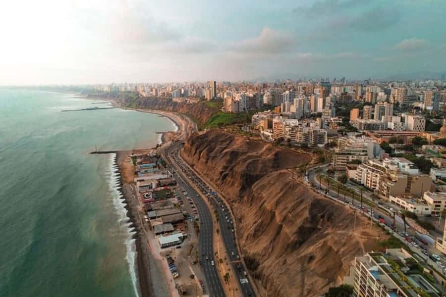 Lima: Private Custom Walking Tour With A Local Guide - Meeting Your Guide in Lima, With Pickup and Transport That Fits Walking
