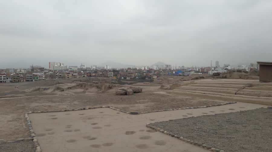 Lima: Private Tour to Huaca Pucllana and Huaca Mateo Salado - Private, bilingual, and paced for comfort, plus a note about site rules