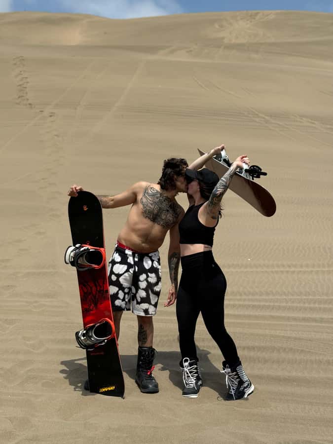 Lima: Sandboarding and Jeep Tour - Photos and comfort essentials: keeping the day enjoyable in the sand