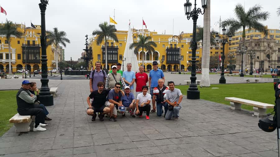 Lima: Shore excursion from the Port of Callao for Cruises - Plaza del Amor in Miraflores, where the sea does the work