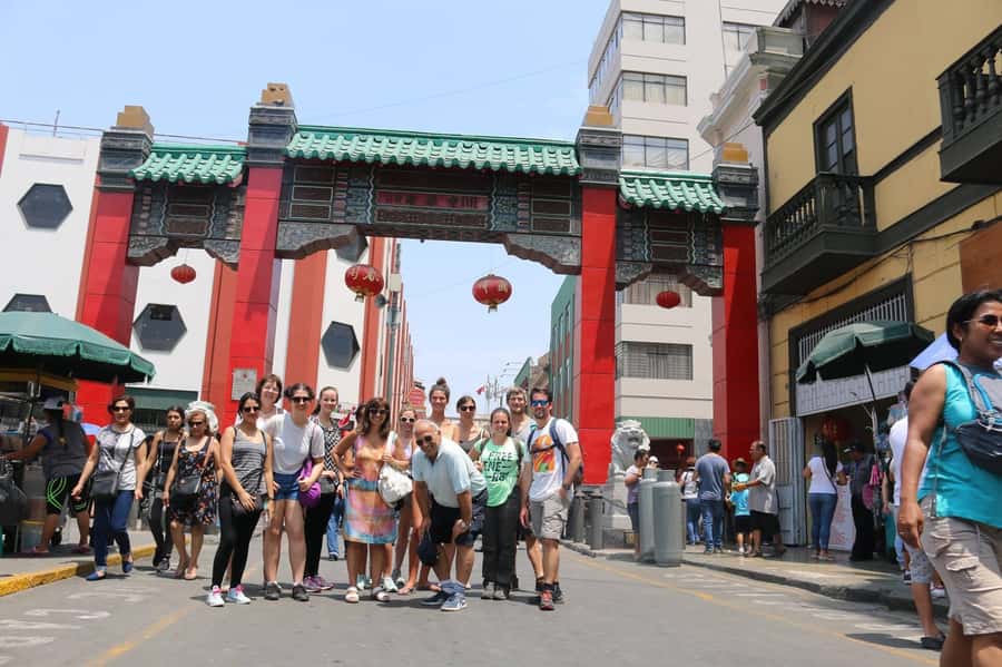 Lima: Tour a pie con Guía Local por el Centro Histórico - Museo Postal y Filatélico del Perú: the quirky stop that makes the city human