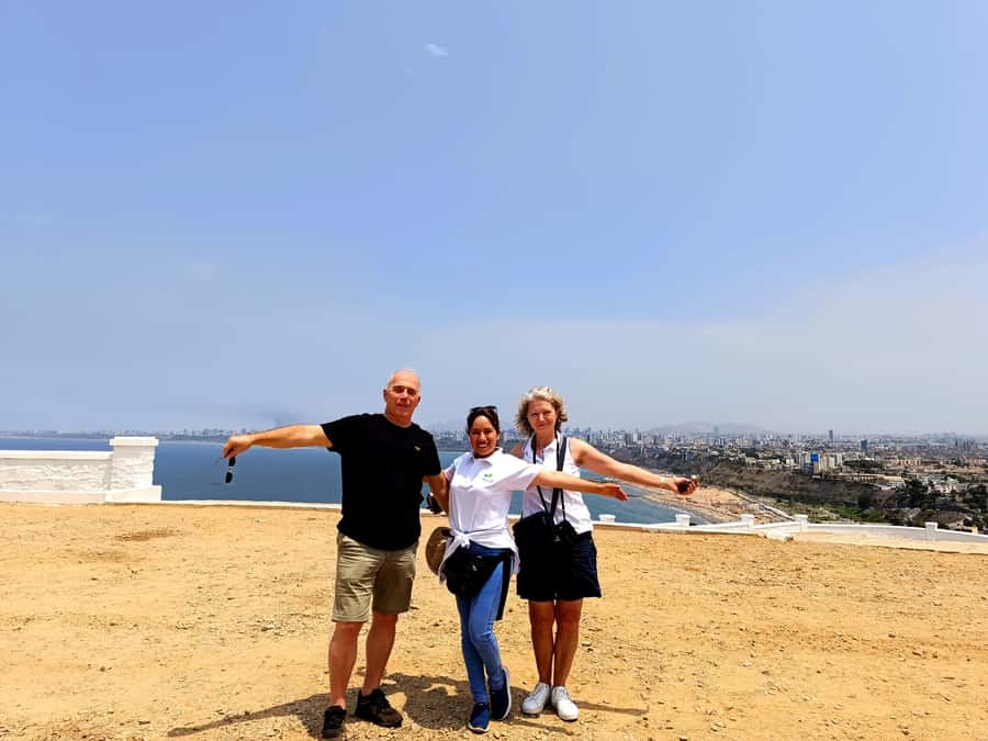 Lima: Tour in Miraflores, San Isidro, Barranco & Chorrillos - Barranco’s main square and mural walk: where Lima shows its artistic side