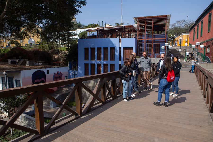 Lima: Ultimate Peruvian Food Tour - Desserts and Café Stop: Finishing Strong Without Feeling Like You Over-Ordered