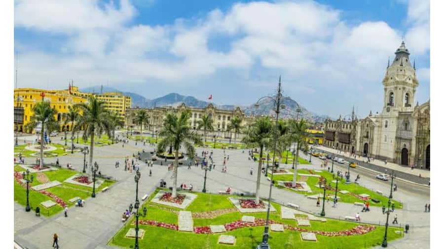 LIMA WALKING TOUR CATACOMBS FROM MIRAFLORES, HISTORICAL CENTER, WINES+BUS - Catacombs reality check: time, space, and how to enjoy it