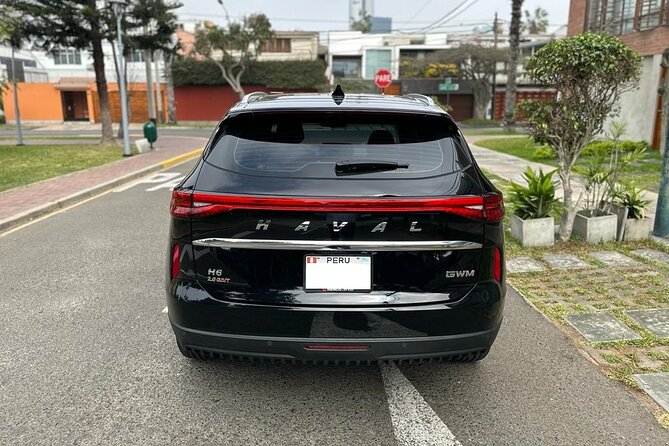 Luxury Private Transfer from Lima Airport -Hotel by Aludi Travel - Finding your driver in Jorge Chávez Airport without playing hide-and-seek