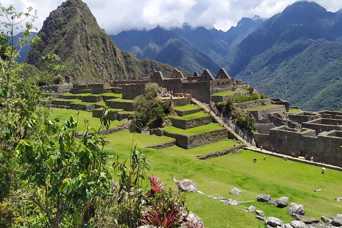 Machu Picchu 1 Day by Train from Cusco - Pace, group size, and who this day trip fits best