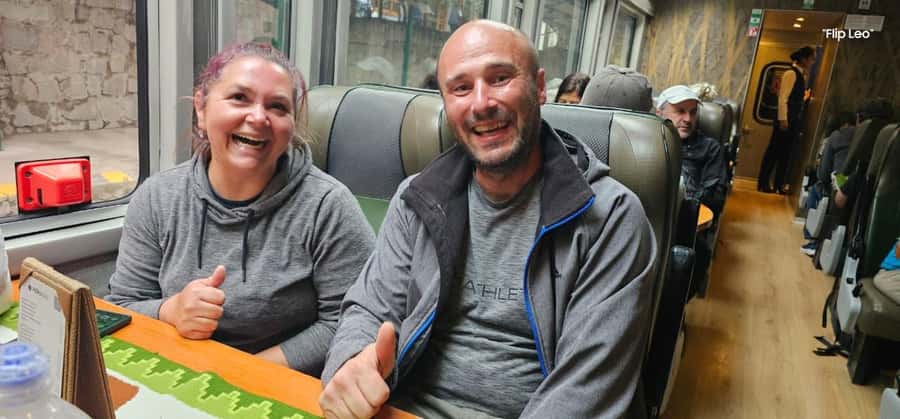 Machu Picchu: 1-day tour by Vistadome Panoramic train - Lunch in Aguas Calientes, then the return train and sunset show