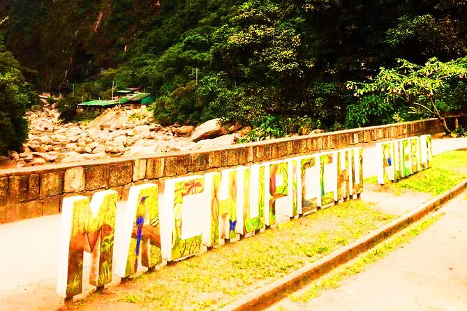 Machu Picchu 1 Day Tour from Cusco by Train - Arrival in Aguas Calientes: why this town is your Machu Picchu warm-up
