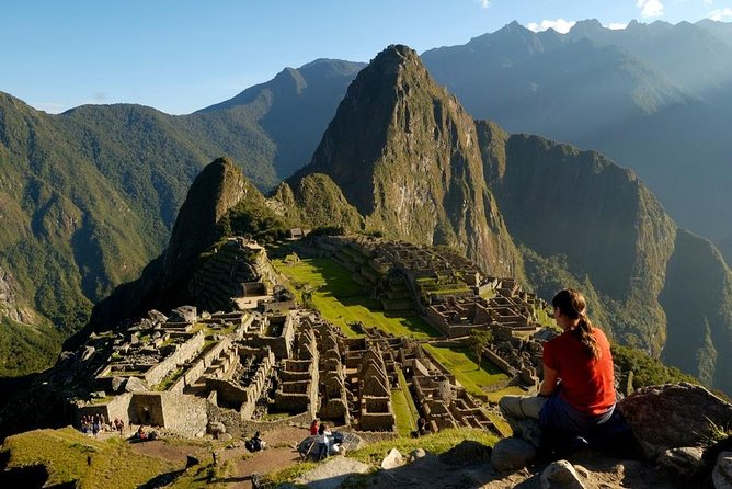 Machu Picchu By Car 2 Days (All Inclusive) - The guided citadel tour: what a 2-hour walkthrough gives you