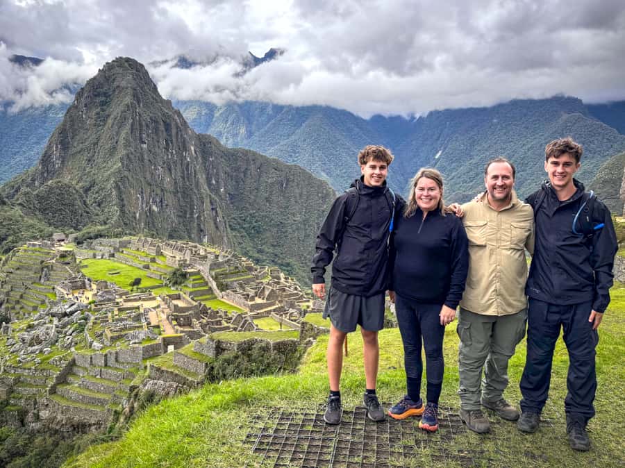 Machu Picchu: Chinchero, Maras, Moray & Machu Picchu 2 days - A Smart 2-Day Route Through the Upper Urubamba Valley