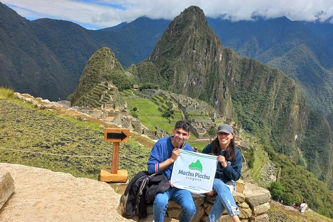 Machu Picchu, Cusco & Lima 7-Day Tour - Historic Lima on your feet, from Plaza Mayor to Miraflores cats