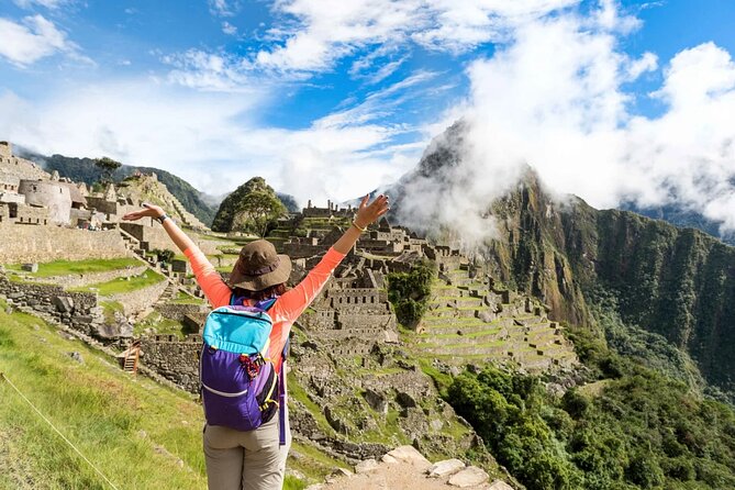Machu Picchu Day Trip from Cusco - Small Group Tour - 4:30 AM Cusco pickup and the Sacred Valley warm-up