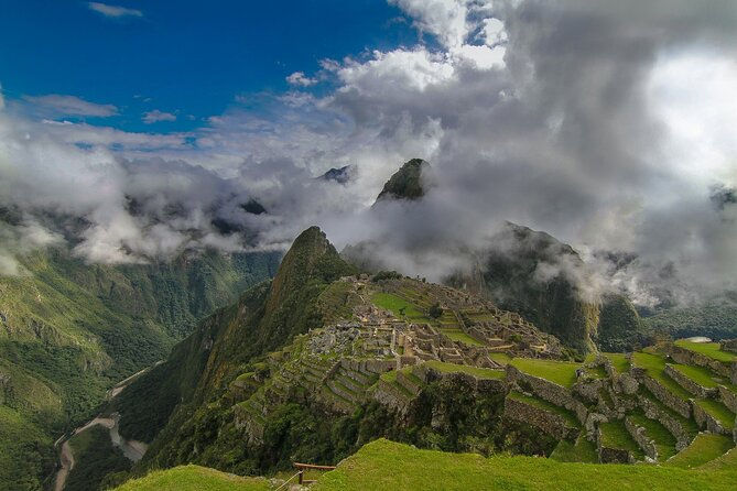 Machu Picchu Day Trip from Cuzco - Ollantaytambo to Aguas Calientes by Expedition Train (Stop 1)