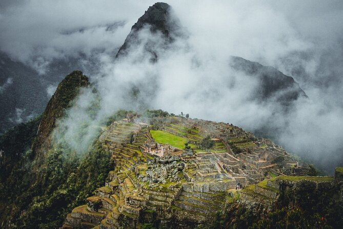 Machu Picchu Day Trip With Panoramic Train from Cusco - Lunch in Aguas Calientes, then back to Cusco by 19:30