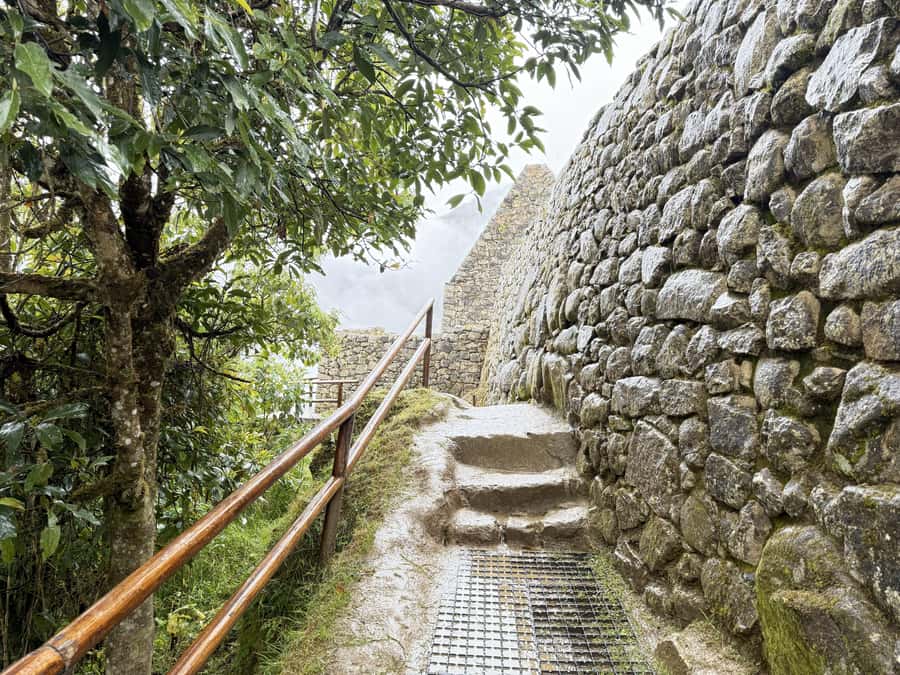 Machu Picchu Entry Ticket and Bus from Aguas Calientes - Timing strategy: how to plan for photos and fewer stress moments