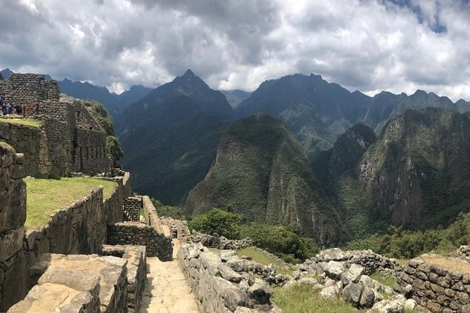 Machu Picchu Full Day from Cusco - The train ride you want to enjoy, because the day is long
