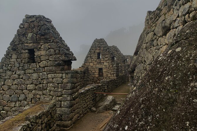 Machu Picchu Full-Day Tour by Train from Cusco - Small Group - Rain, mist, and the return bus timing you cannot ignore