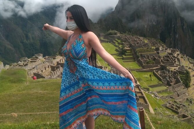 Machu Picchu Full Day Tour from Cusco - Aguas Calientes free time: lunch, town wandering, and thermal baths