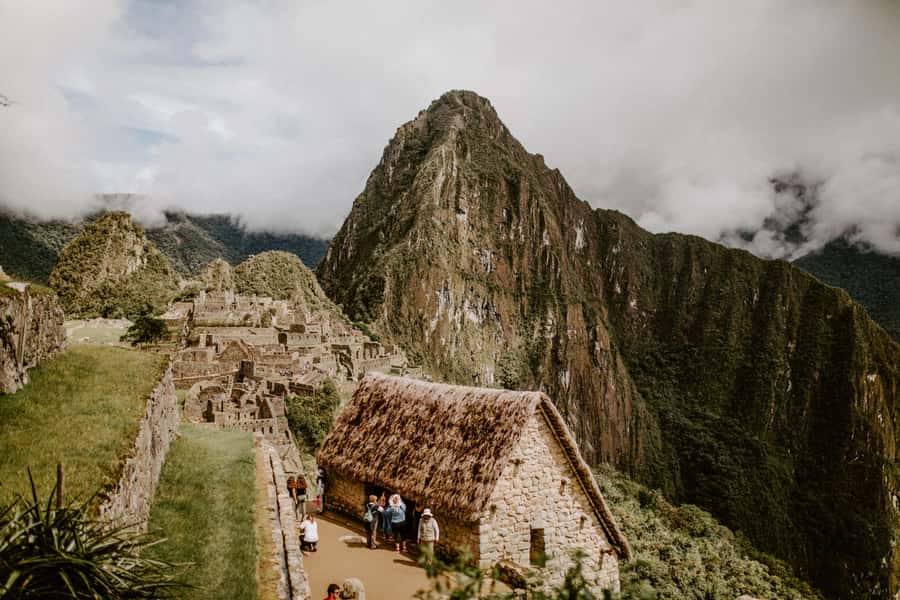 Machu Picchu: Full-Day Tour from Cusco with Optional Lunch - Price and logistics: is $283 per person a good value?