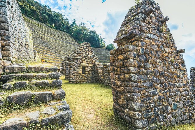 Machu Picchu Full Day Tour from Cusco with Train & Entrance - Aguas Calientes timing: what you do before the bus up to Machu Picchu