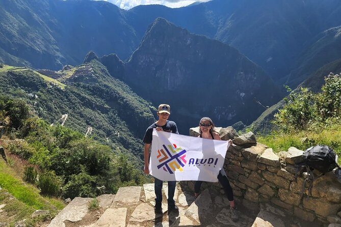 Machu Picchu Full Day with lunch by Aludi Travel - Entering the Santuario Historico de Machu Picchu with Eder-style guiding