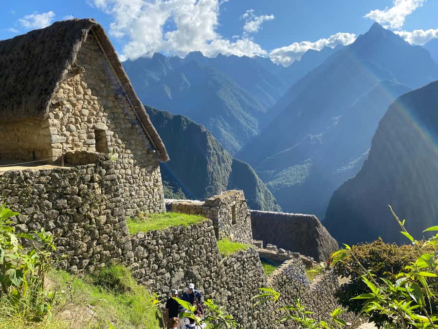 Machu Picchu: Group Guided Tour - Bus up to Machu Picchu, then straight to the entry checkpoints