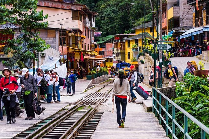Machu Picchu in one day - Cusco to Ollantaytambo station: private transfers and an early start plan