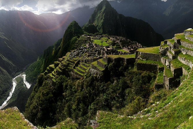 Machu Picchu Premium Full Day tour - A premium private day at Machu Picchu, what you really pay for