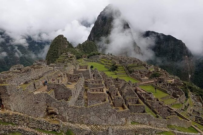 Machu Picchu Private Day Trip from Cusco - Cusco to Aguas Calientes: the train ride that makes the day feel manageable