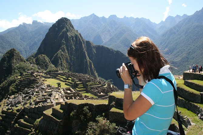 Machu Picchu Private Guided Tour from Aguas Calientes - Choosing your shift, and why the circuits control your route