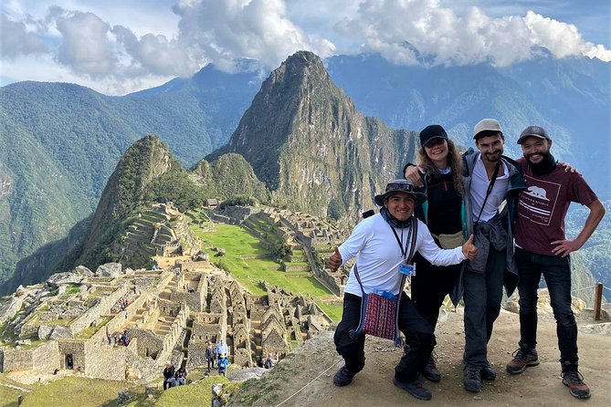 Machu Picchu: Private Tour Guide Service (2–3 Hours) - Meeting in Aguas Calientes, Then Up to the Main Gate