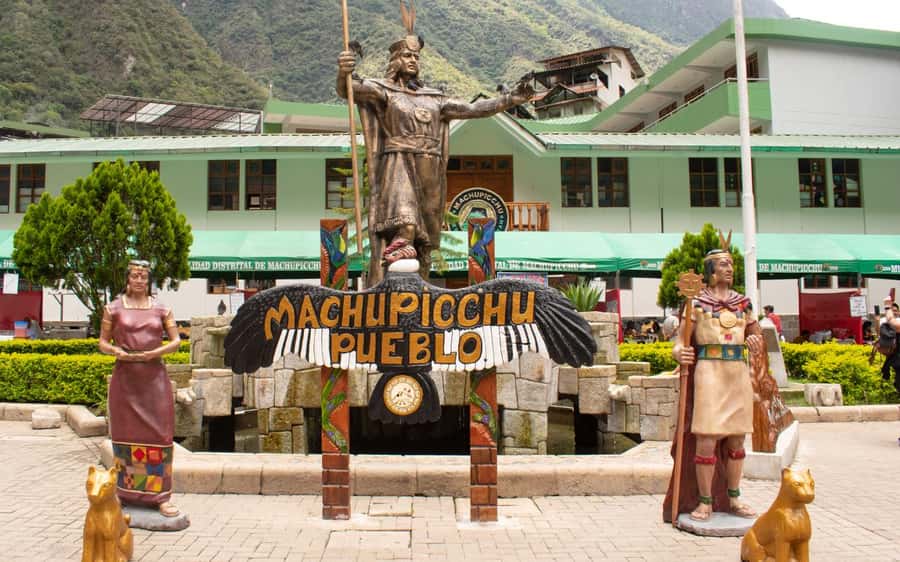 Machupicchu tour by tourist train in 2 days - Aguas Calientes: the place you’ll either love or rush through