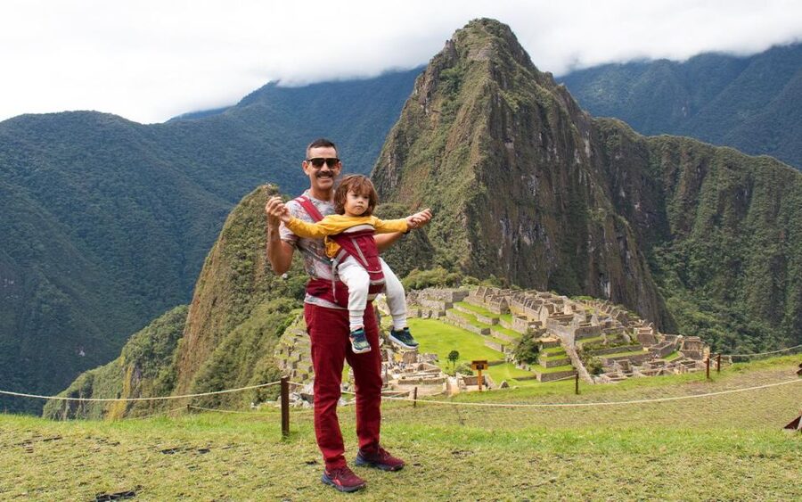 Machupicchu tour by tourist train in 2 days - Small group size: comfort with real-world movement