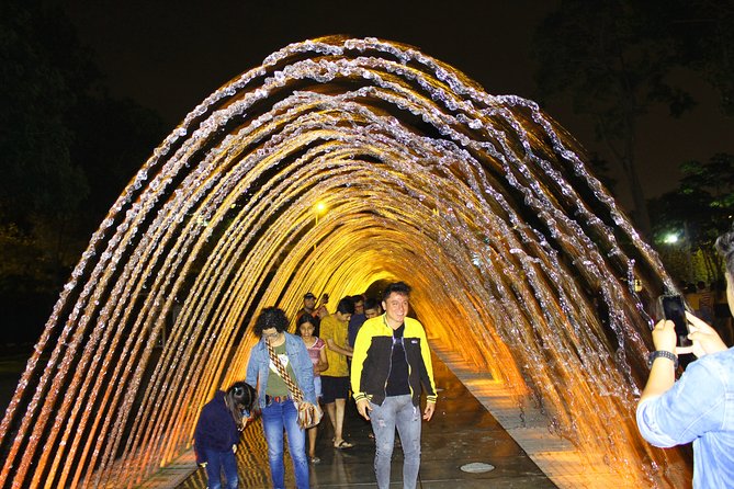 Magic Fountains Park & Bohemian Barranco at Night (Small Group) - Magic Water Circuit: the fountain park and its synchronized laser show
