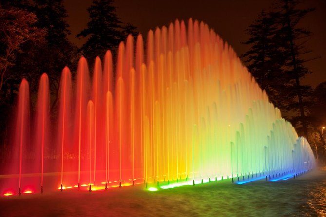 Magic Fountains Park & Bohemian Barranco tour (Small Group) - Walking, steps, and photo timing tips you can use right away