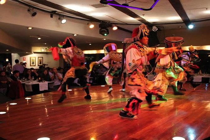 Magic Water Show and dinner at most popular restaurant in Barranco (Dance Show) - La Candelaria Dinner and Dance Show: The Part That Feels Like a Party