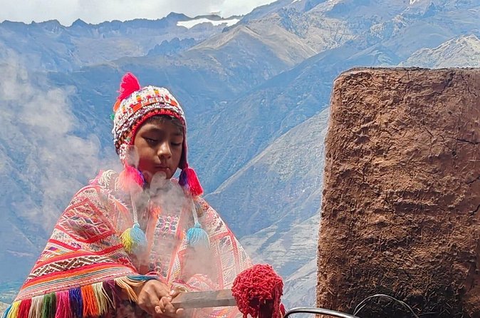 Maras + Moray & Textile Experience - The Andean Colors Workshop: Wool, Natural Dyes, and Backstrap Weaving