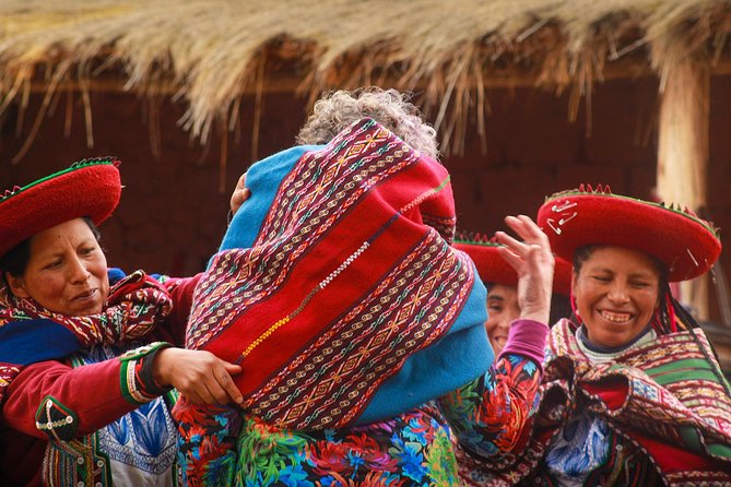 Meet Quechua people, food & traditions - A Warm Quechua Welcome in Chincheros, 10 People Max