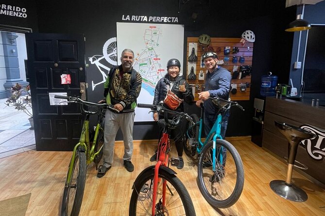 Miraflores & Barranco Bike Tour with Local Guide - Why Miraflores And Barranco Work So Well By Bike