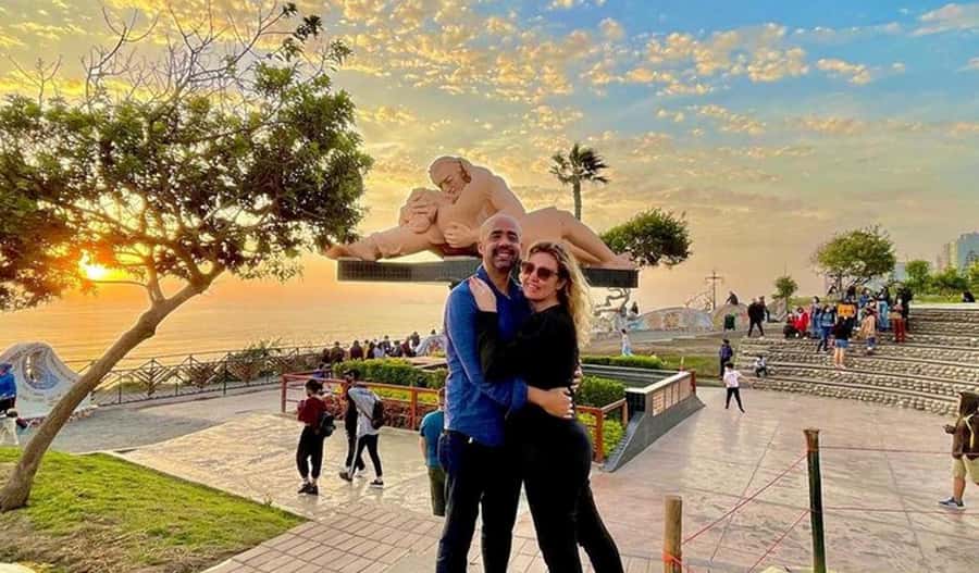 Miraflores & Barranco: Lima’s Modern and Bohemian Tour - Timing, Walking Style, and What to Bring
