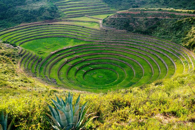 Moray and Maras Salt Mines Full Day Tour - Small Groups - Timing and transport: what “small group” means on the ground