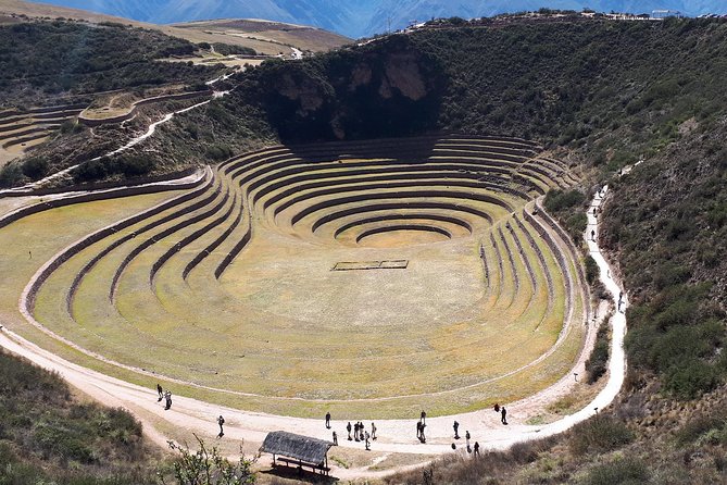 Moray Terraces and Maras Salt Pools Half-Day Tour from Cusco - The guide experience: what you learn, plus the small extras that happen