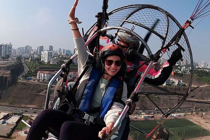 Motorized Paragliding flights on the Costa Verde - Lima - Weight and Age Limits, and Who This Is Best For