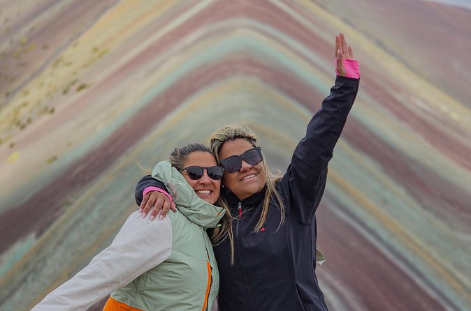 Mountain of Colors Vinincnever Full Day Tour from Cusco - Hitting Vinicunca: about 2 hours of hiking and a realistic stop time