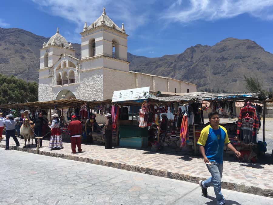 Offer Price: Colca Canyon One Day in Arequipa with Breakfast - Cruz del Cóndor and the canyon itself: photos, guided time, and space to breathe
