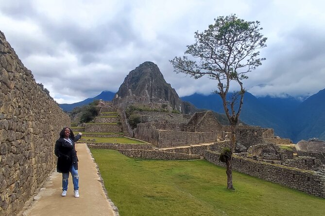 One-day group excursion to Machu Picchu from Cusco - Cusco to the Sacred Valley by train, the easy win
