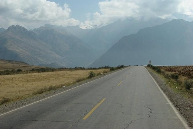 One-Way Scenic Touristic Bus to Puno from Cusco with Lunch - Turning the Cusco to Puno bus into a real day of sightseeing