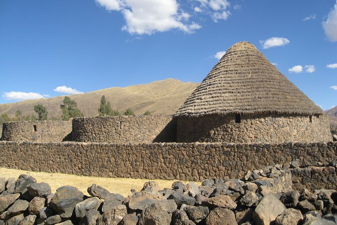 One-Way Scenic Touristic Bus to Puno from Cusco with Lunch - Raqchi: Temple of Wiracocha and the feeling of Inca-era scale