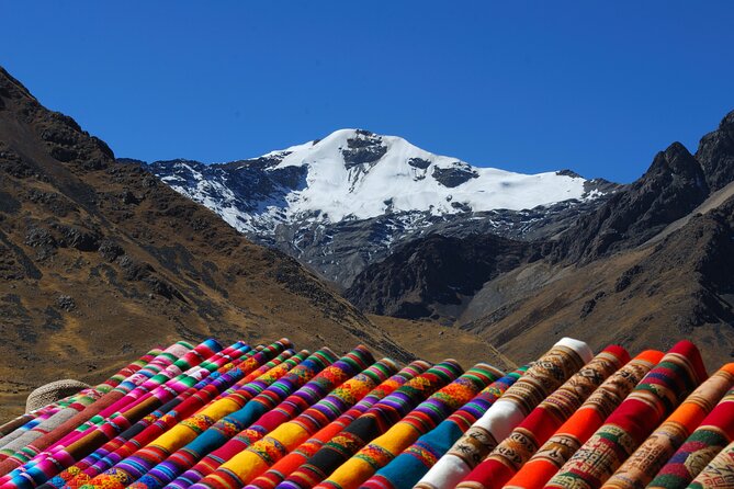 One-Way Scenic Touristic Bus to Puno from Cusco with Lunch - Pucara Museum: bull-shaped ceramics and a locals-first stop